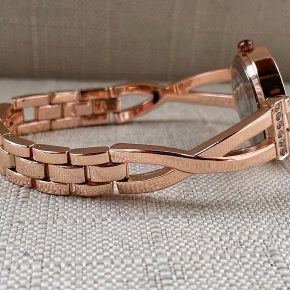 FMD Women Wristwatch Rose Gold Tone Quartz Watch W/ Bracelet w/ Box - Picture 7 of 12